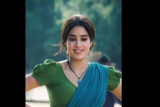 మందు బాటిల్ చూడగానే నాలుక పిడచగట్టుకుపోయేది...జాన్వీ ఒరిజినల్ ఫీలింగ్స్!